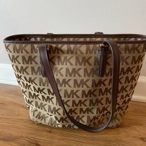 Michael Kors purse